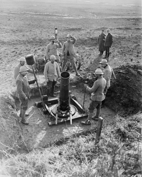 ECPAD - SPA 7 E 563 - Environs de Verdun, manoeuvres. Canon de tranchée. - 30/01/1916 - Bouchetal, Julien ECPAD - SPA 7 E 563 - Environs de Verdun, manoeuvres. Canon de tranchée. - 30/01/1916 - Bouchetal, Julien